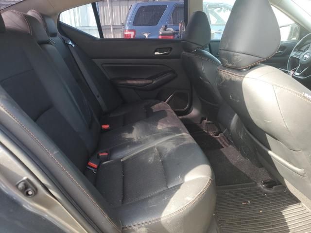 2020 Nissan Altima sr