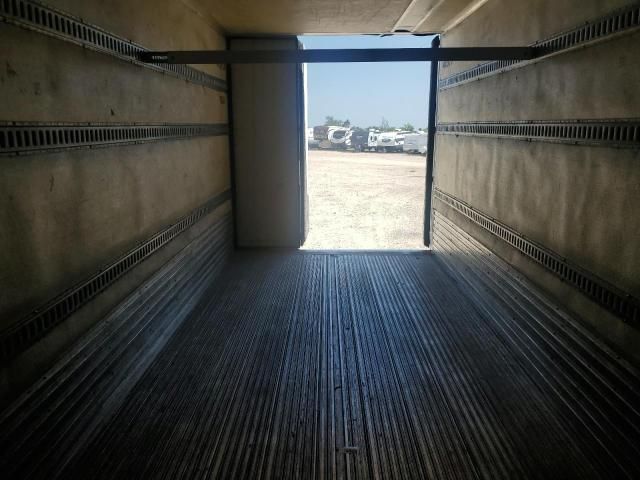 2013 Utility VS2RA Refrigerated Van Trailer
