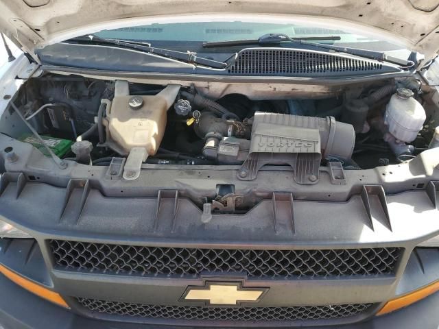 2013 Chevrolet Express G2500