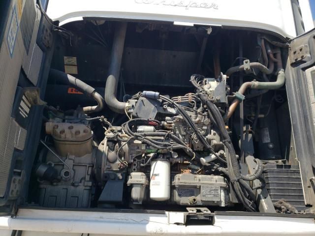 2013 Utility VS2RA Refrigerated Van Trailer
