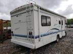 2005 Ford Econoline E450 Super Duty Cutaway Van