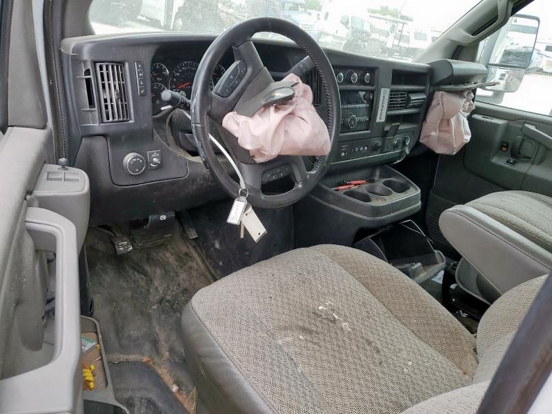 2023 Chevrolet Express G3500