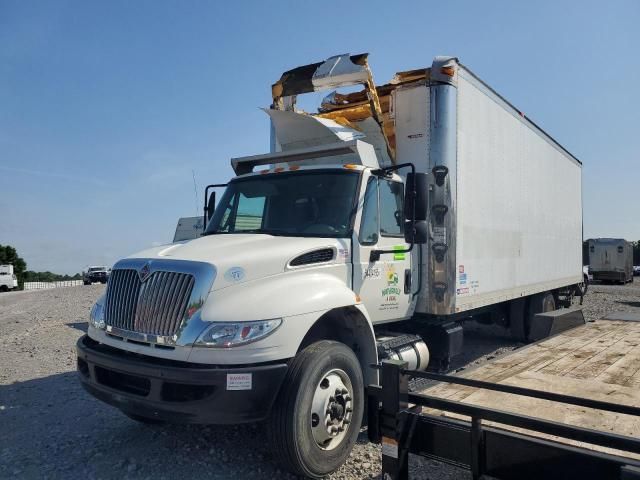 2015 International 4300 BOX Truck