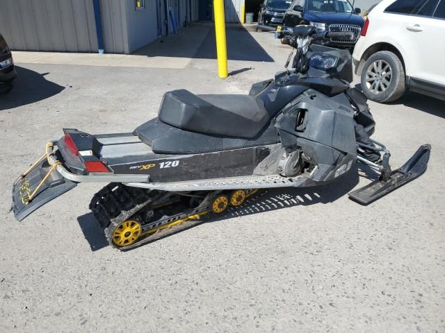 2009 Skidoo 2009 Skidoo Snowbmobil