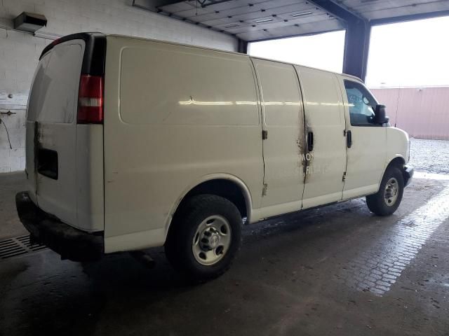 2015 Chevrolet Express G2500
