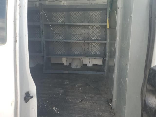 2000 Chevrolet Express G2500