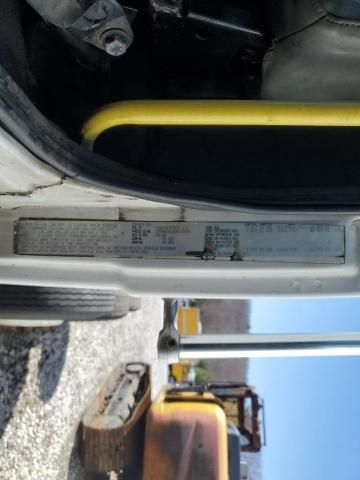 2003 Freightliner Medium Conventional FL80