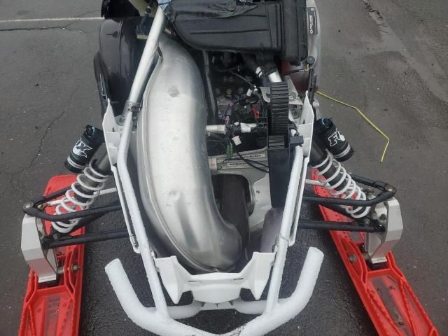 2016 Polaris Switchback