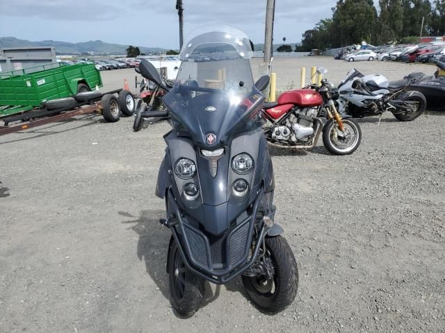 2009 Piaggio MP3 500