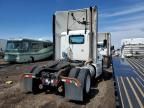 2015 Kenworth T680 Semi Truck
