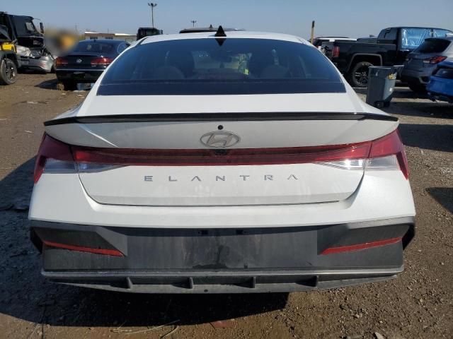 2025 Hyundai Elantra SEL Sport