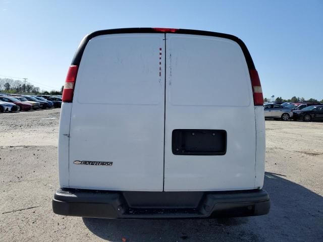 2020 Chevrolet Express G2500