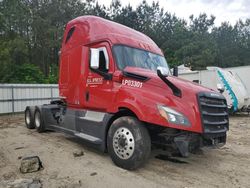 Salvage trucks for sale at Sandston, VA auction: 2020 Freightliner Cascadia 126