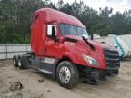 2020 Freightliner Cascadia 126