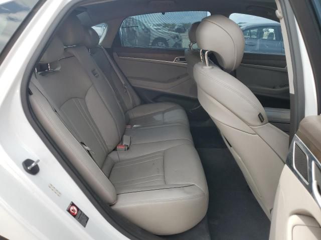 2017 Genesis G80 Base