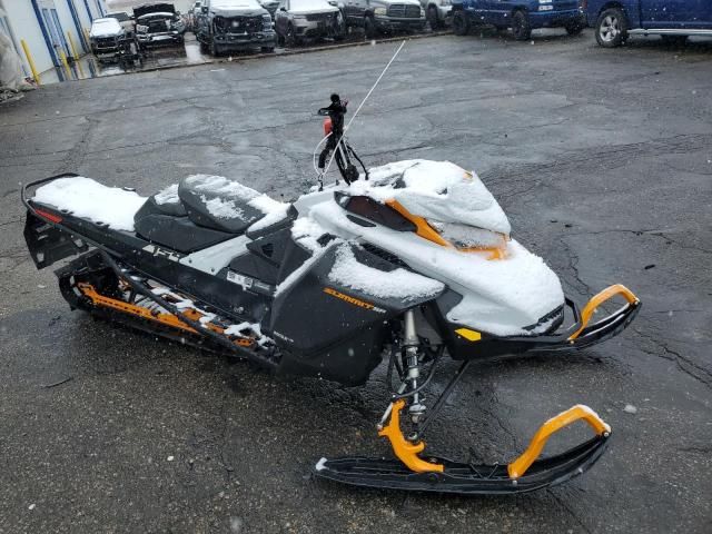 2022 Bombardier Snowmobile