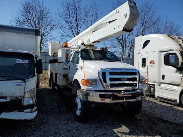 2011 Ford F750 Super Duty Bucket Truck
