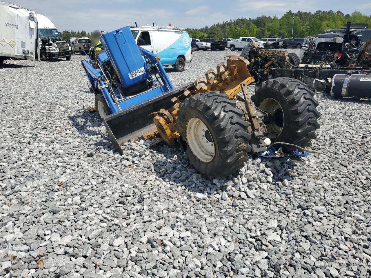 2011 Newholland 2011 New Holland T1510 Tractor