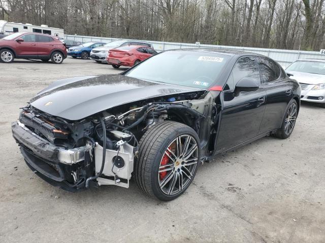 2016 Porsche Panamera gts