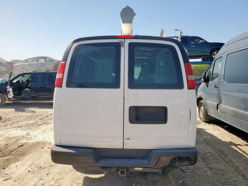 2012 Chevrolet Express G2500