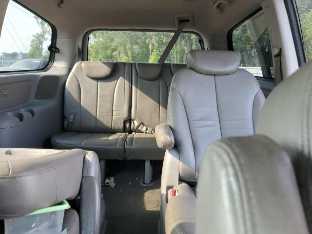 2008 Hyundai Entourage GLS