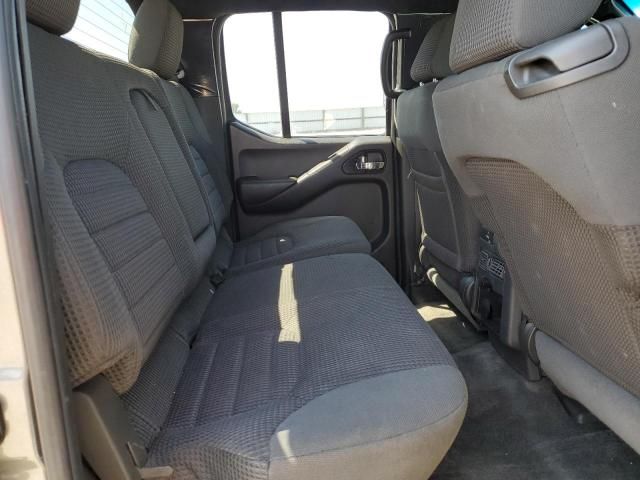 2005 Nissan Frontier Crew Cab LE
