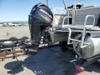 2015 Lowe Boat