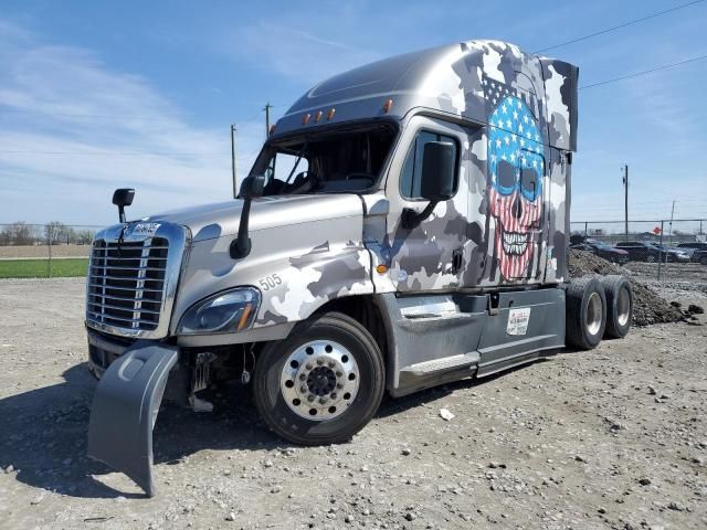 2016 Freightliner Cascadia 125 Semi Truck