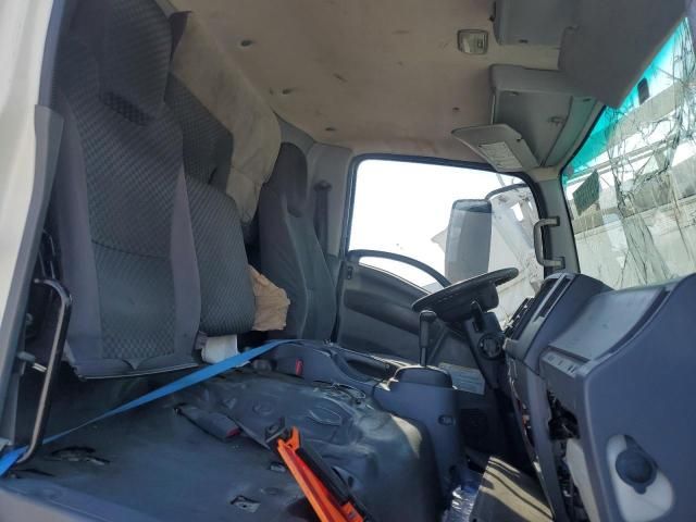2013 Isuzu NRR