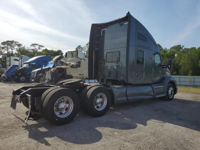2019 Kenworth T680 Semi Truck