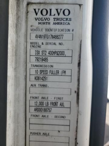 2007 Volvo VNL Semi Truck