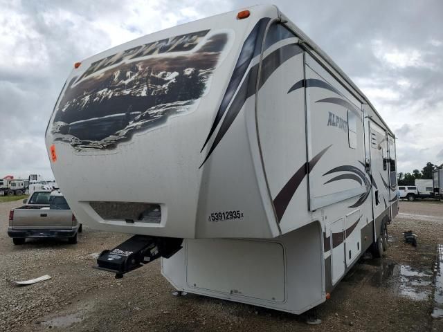 2014 Alpine 5th Wheel
