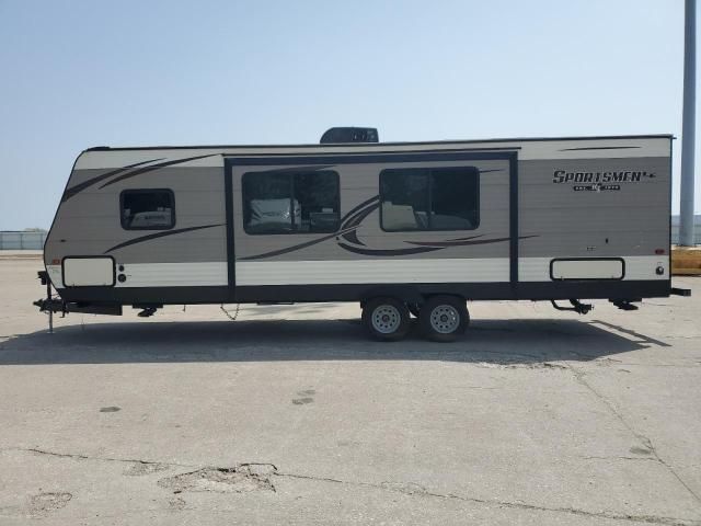 2017 Camper Sportsman
