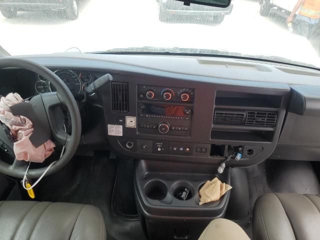 2021 GMC Savana Cutaway G3500