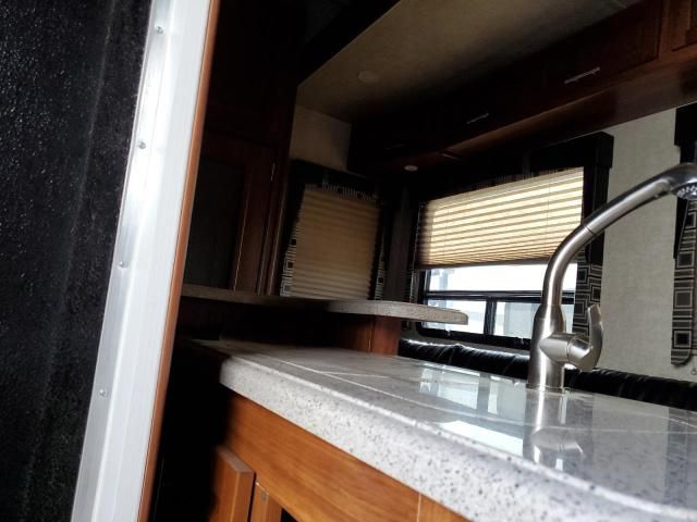 2014 Keystone 2014 Dutchman Fuzion