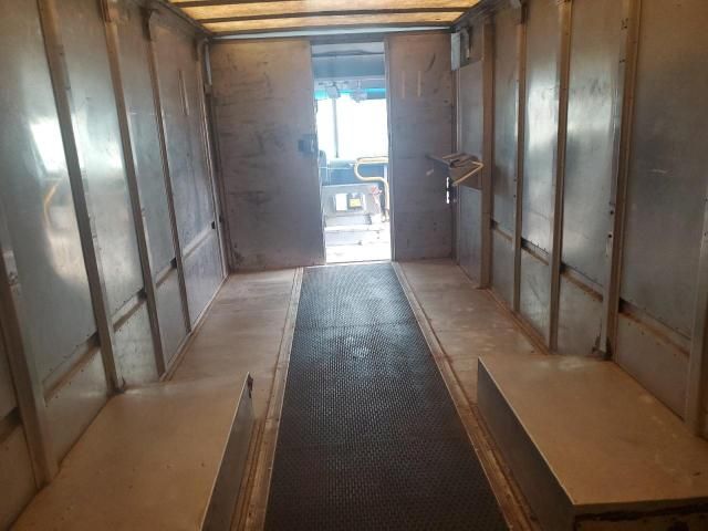 2001 Freightliner Chassis M Line WALK-IN Van