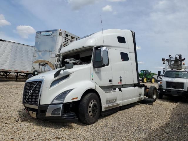 2022 Volvo VN VNL
