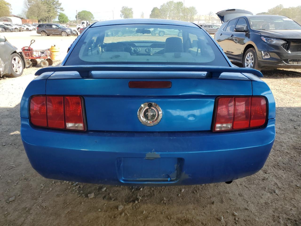 2005 Ford Mustang