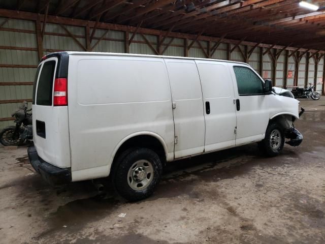 2017 Chevrolet Express G2500