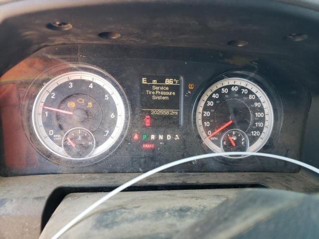 2014 Dodge RAM 1500 SLT