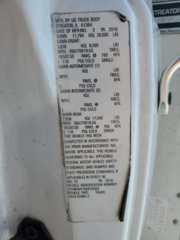 2019 Ford F650 Super Duty BOX Truck