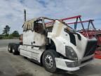 2011 Volvo VNL Semi Truck