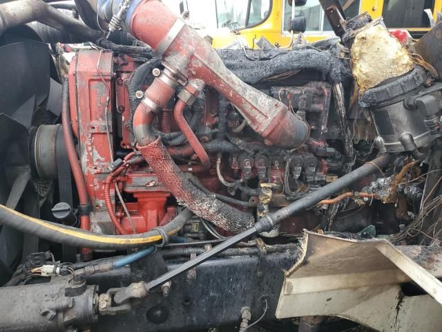 2005 International 9400I Semi Truck