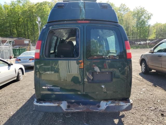 2013 Chevrolet Express G2500 Paratransit