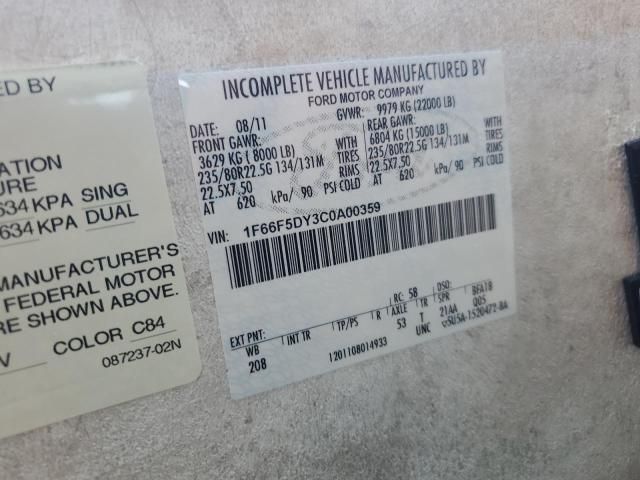 2012 Ford F53