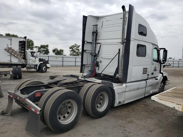 2016 Volvo VNL Semi Truck