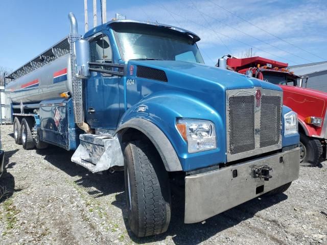 2023 Kenworth T880 Fuel Truck