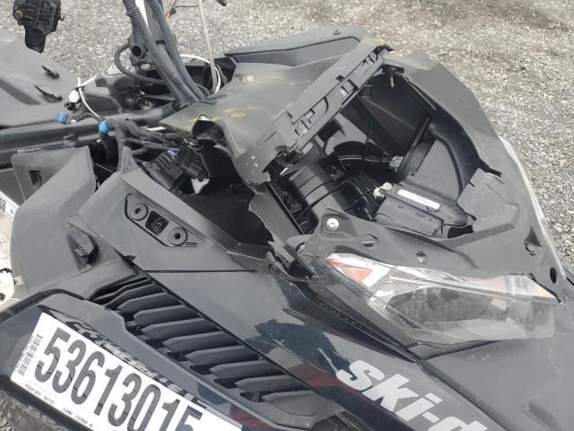 2019 Skidoo 2019 Skidoo Grand Touring