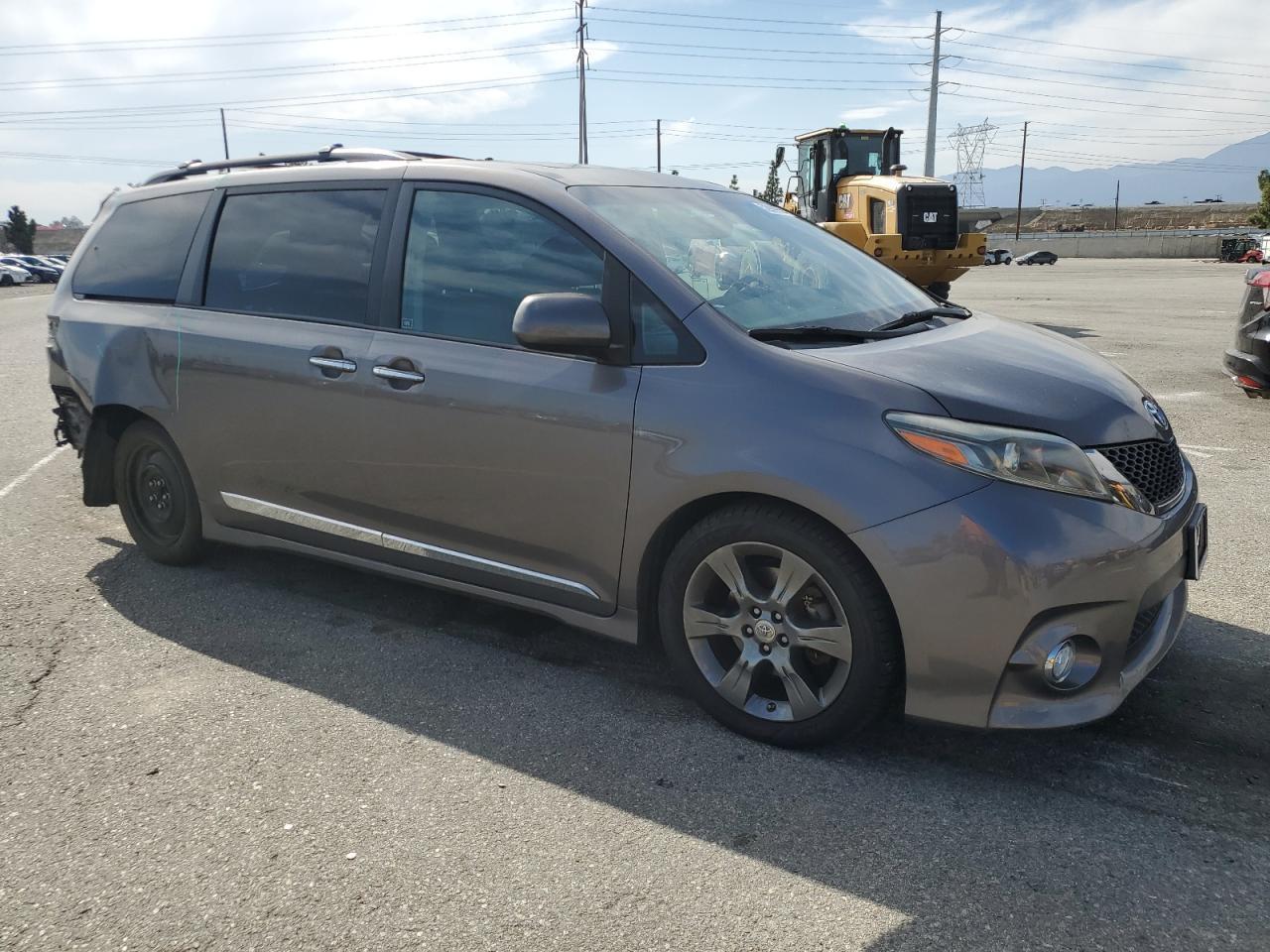 2016 Toyota Sienna se