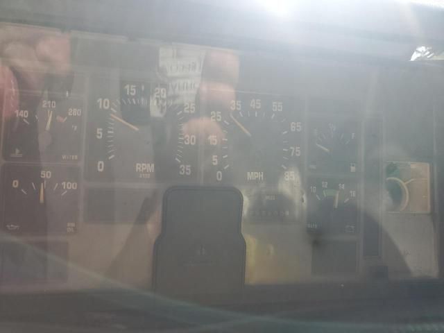 1999 International 4000 4700